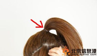 赏析韩式丸子头的扎法图解 让你气质提升十倍