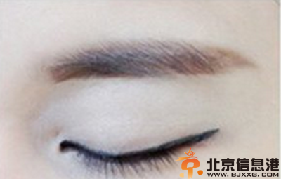 夏季眼影颜色搭配妆 画出可爱清纯妆