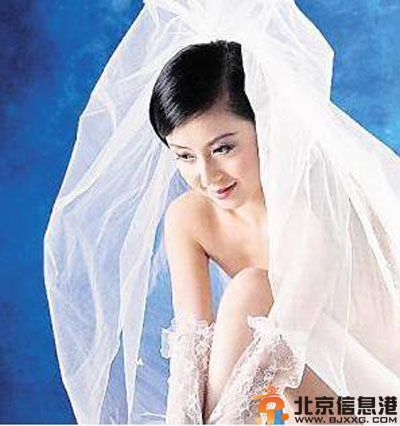 裸体婚纱照的注意事项有哪些 追求个性化婚纱照
