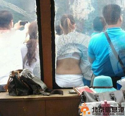 内涵亮点图送福利 这个雕像我有点看不懂