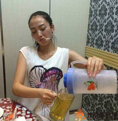 搞笑图片逗比的日常 二逼青年欢乐多