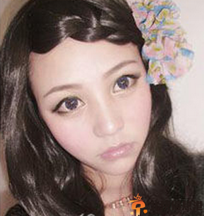 小烟熏淑女妆 焦点人物就是你