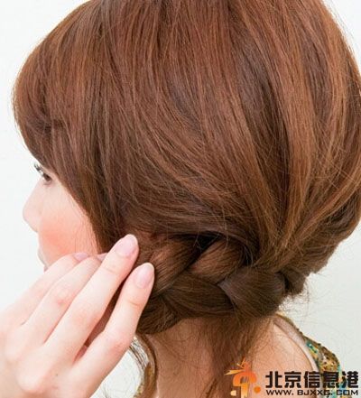 梨花头怎么扎好看 梨花头扎法步骤图解