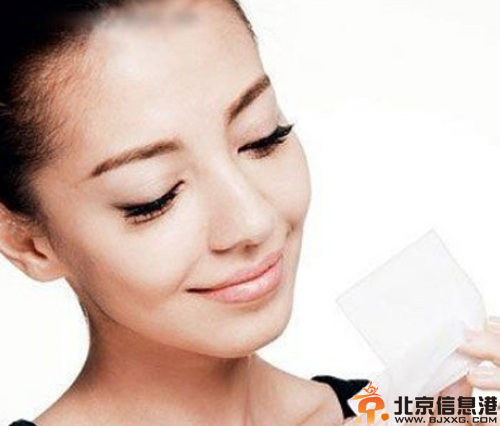 化妆棉的使用方法 盘点化妆棉的搭配用法