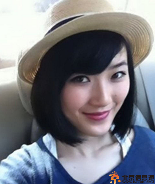 冯小刚女儿冯思羽个人资料微博 其近照引关注