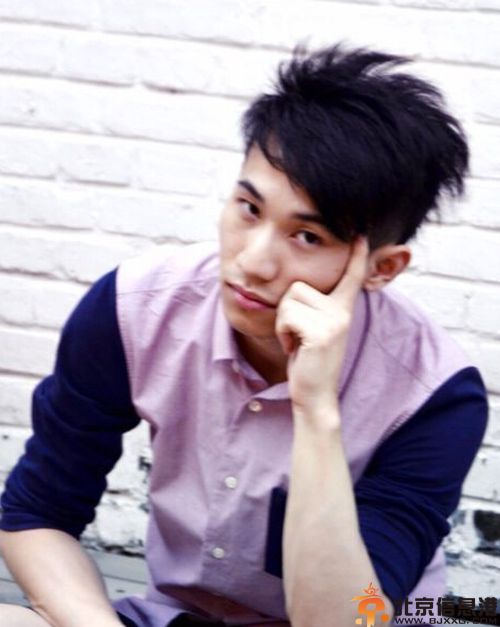 中国好声音余文飞个人资料微博 系苹果园组合