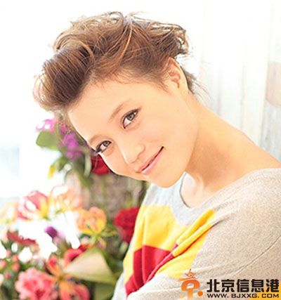 盘发发型图片大全 清爽过夏天还能时尚加分