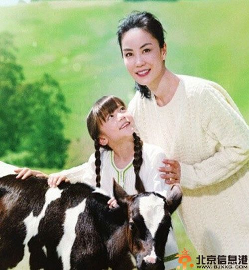 吴若瑄哥哥吴文瑄微博资料 曝父母背景妈妈照片