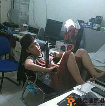 搞笑图片比比谁更惨 叫呵呵呵的新娘真特别