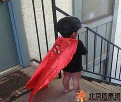内涵笑话单纯的女孩 怎么咱班男生都穿一样裤衩