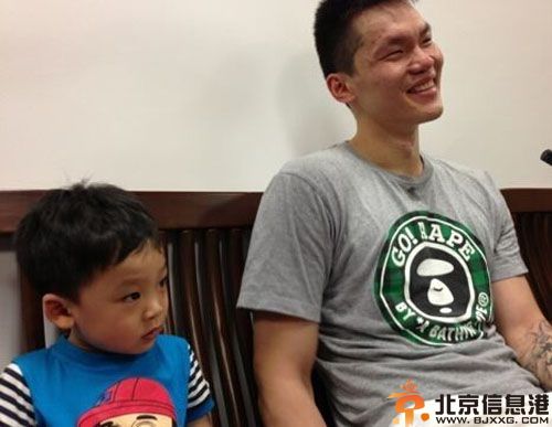朱芳雨老婆胡美微博资料 与妻子离婚揭儿子照片