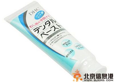 牙齿美白用什么牙膏 用对牙膏就能刷出闪亮牙齿