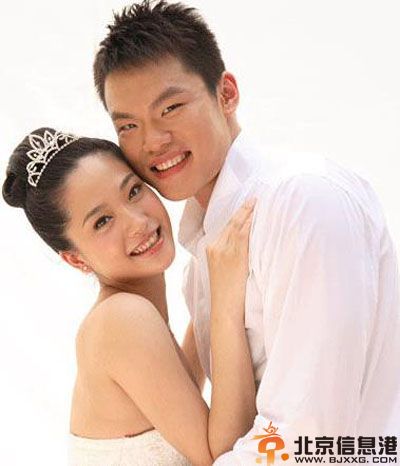 朱芳雨前妻胡美个人资料 朱芳雨出轨致婚姻破裂
