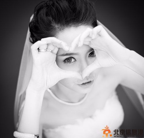 李承铉老婆戚薇个人资料 与戚薇婚结婚照曝光