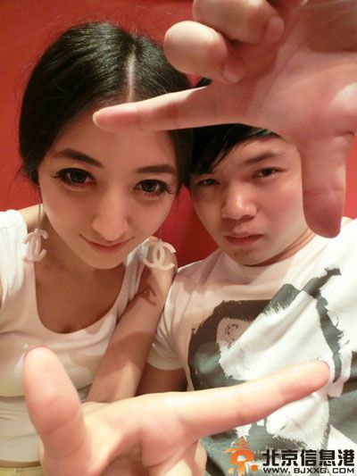 李维真女友安琪个人资料微博 车震视频疑炒作