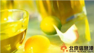教你脸上毛孔粗大怎么办 让你快速收缩毛孔