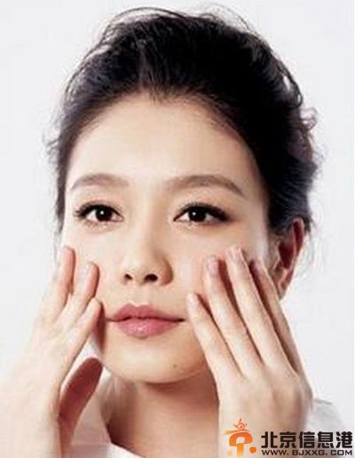 教你眼部穴位按摩手法 还您一双明媚双眸