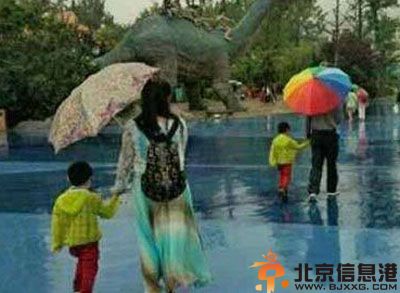 二货萌宠的搞笑图片 给你们感受下浓眉大眼