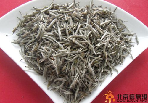 白茶的功效与作用分析 了解其食用方法与禁忌