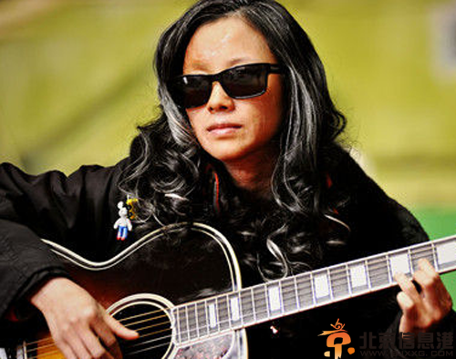 电影蓝色骨头剧情剧照预告片演员表被热搜