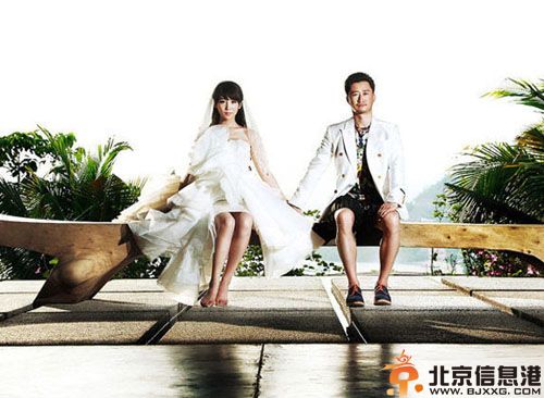谢楠产子当妈微博晒脚丫 吴京升级当爸揭孩子名字