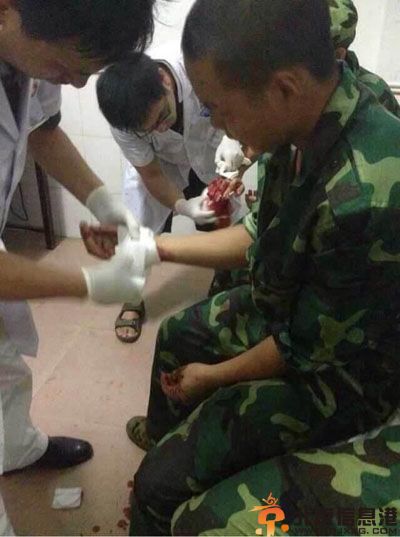 湖南军训教官与师生互殴原因经过 曝事件现场照片
