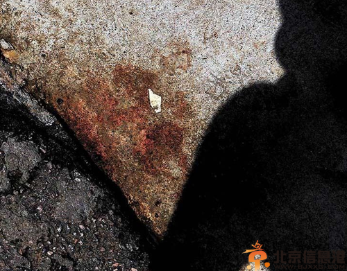 揭19岁女孩6楼抛下婴儿内幕 致其死亡后无动于衷