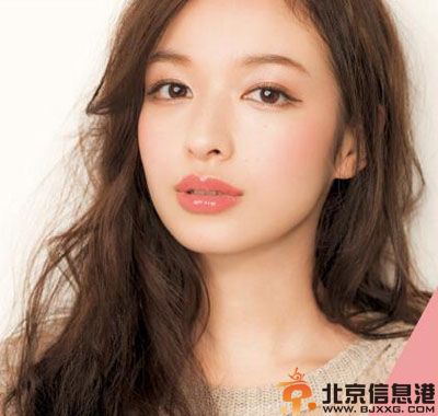 日系混血妆的画法详解 只需七步打造精致五官