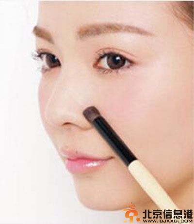 日系混血妆的画法详解 只需七步打造精致五官