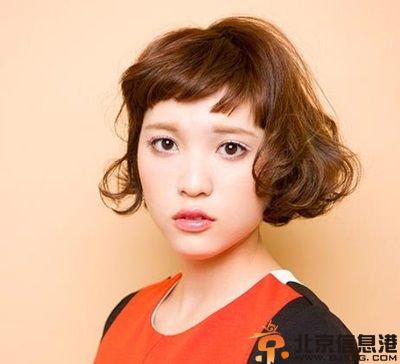 赏析齐耳短发发型图片 短发也可以性感可爱