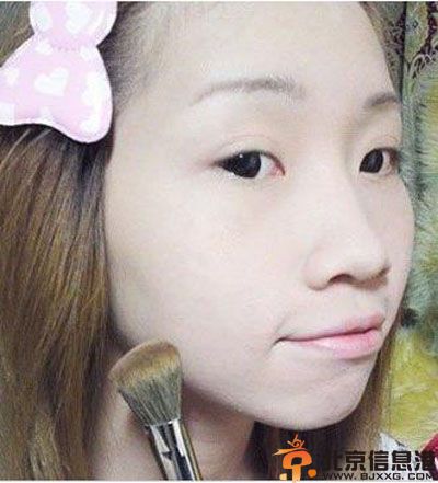 日系垂眼妆画法步骤详情 轻松绽放时尚魅力