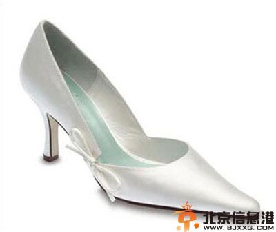 结婚新娘穿什么鞋 几款婚鞋漂亮又适用