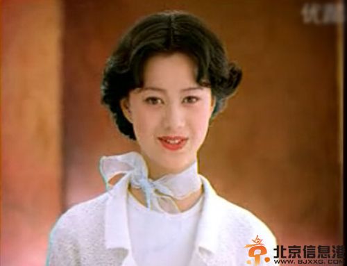 倪虹洁变性是怎么回事 揭个人资料内衣广告照片