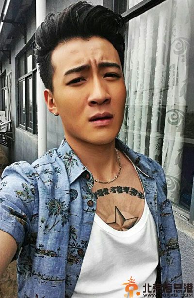 家有儿女盛超个人资料微博 盛冠森键盘近照纹身
