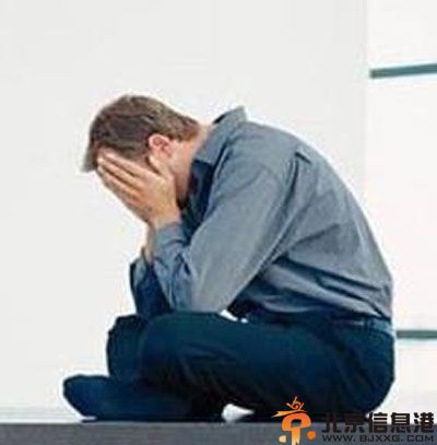 肾结石的早期症状有哪些 肾积水严重或致尿毒症