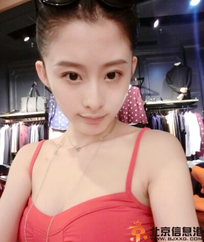 胡菀清个人资料豹豹微博 曝其与李易峰什么关系