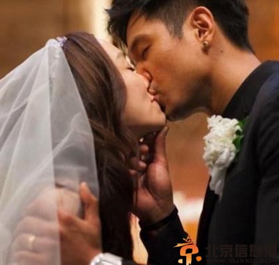 范玮琪怀双胞胎是人工受孕吗 黑人证明自然受孕