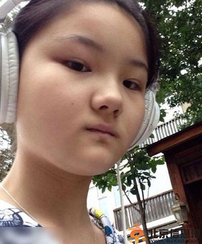 买红妹14岁女儿买宝瑶近照 像孙楠个人资料被扒