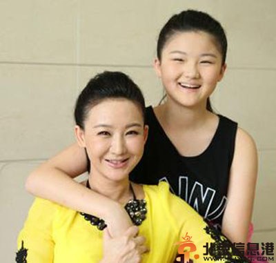 买红妹14岁女儿买宝瑶近照 像孙楠个人资料被扒