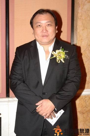 何韵诗公开向吴青峰借种生子 王晶个人资料曝光拍床戏引围观