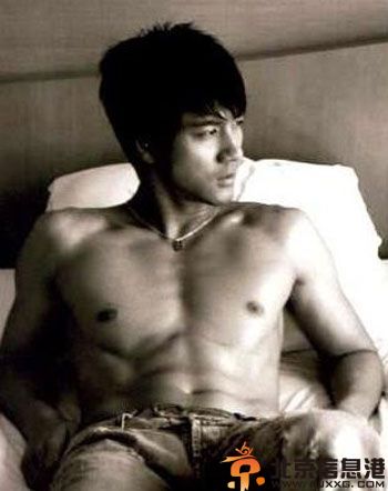 王力宏李云迪同性不雅照流出 揭秘不雅照疯传真实内幕