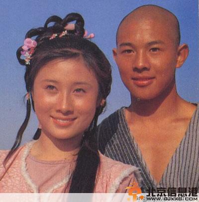 李连杰老婆是谁 其妻子利智早年艳照被曝光