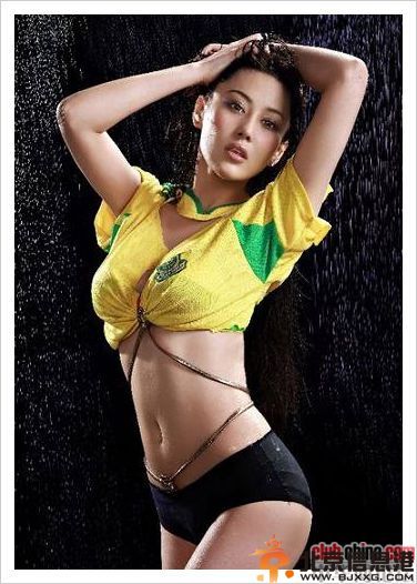 拍写真只要尺度不要风度的女星