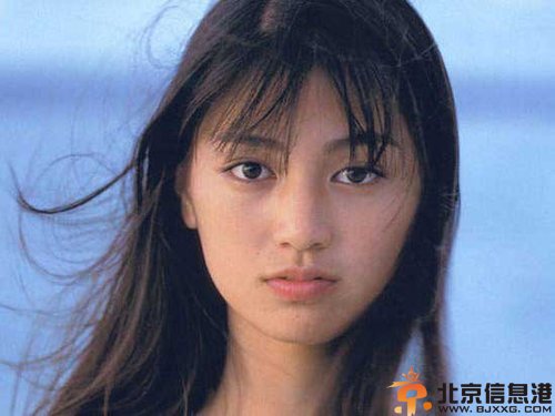 后藤理沙露三点卖力拍三级片 昔日玉女沦为拍写真演A片