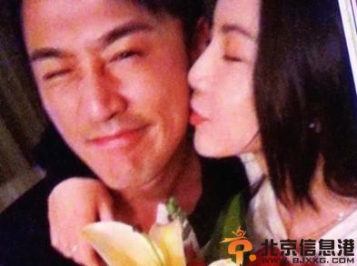 林峰潘霜霜床照门事件回顾 网友评价是两人联合的炒作