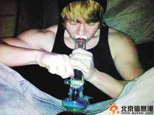 赫敏艳照门全集独家曝光 大尺度浴室照让人瞠目结舌