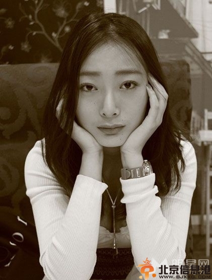 一路向西王李丹妮素颜照曝光 G奶巨胸夹<a href='http://www.bjxxg.cn/tech/shouji/' target='_blank'><u>手机</u></a>