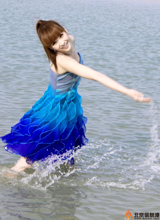 柳岩激情戏曝光 《十二星座离奇事件》真空出镜奉献初吻