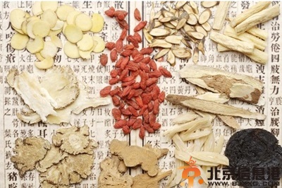 教你眼角鱼尾纹怎么去除 让你轻松减龄不费力