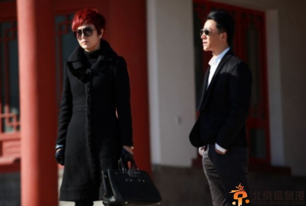 演员蒋雯丽离婚了吗 车震门搭上黄轩与顾长卫分开